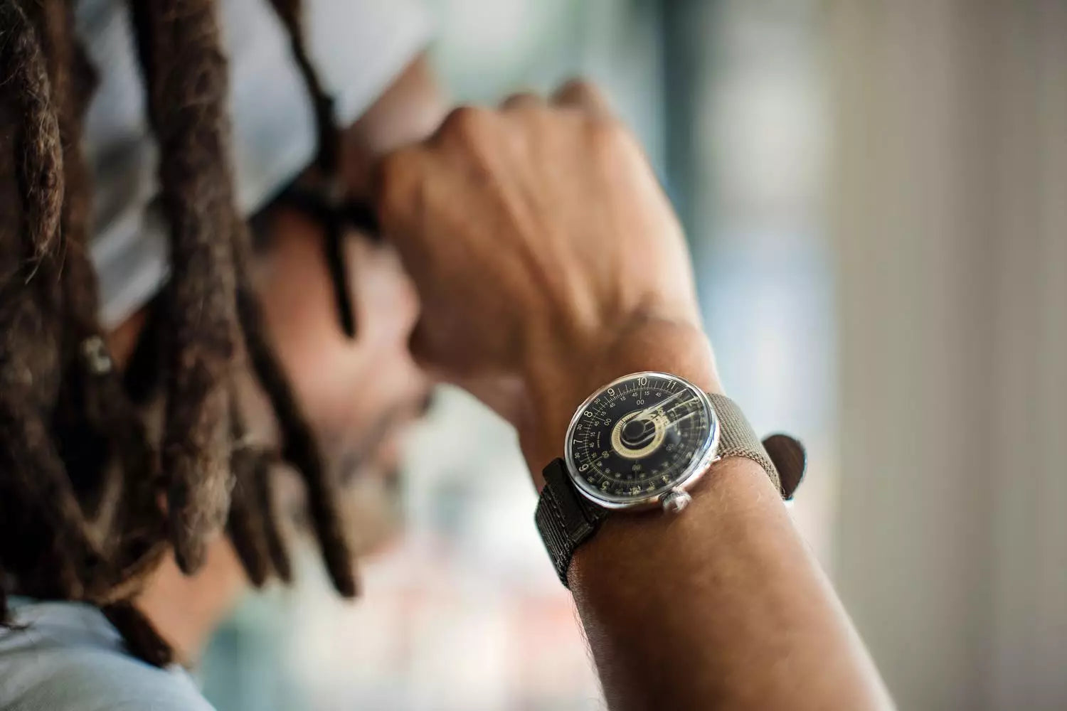 Montre Klokers Klok 08-D3 Ø39 Sixties + Bracelet Mystère Offert (3 bracelets en tout)