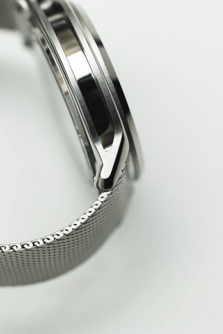 Montre Beaubleu Vitruve Date Noir Maille Milanaise image3